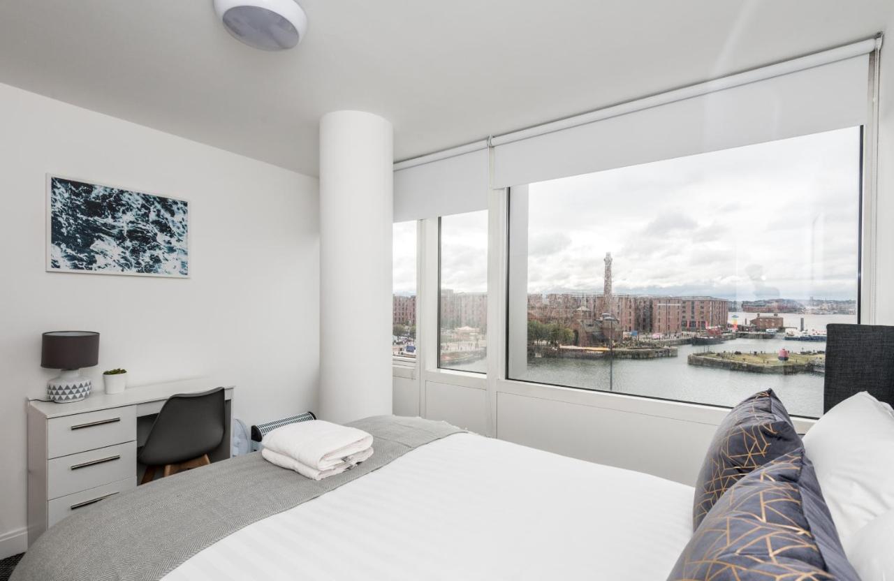 Scenic Dock View Apartment In Central Liverpool Eksteriør billede